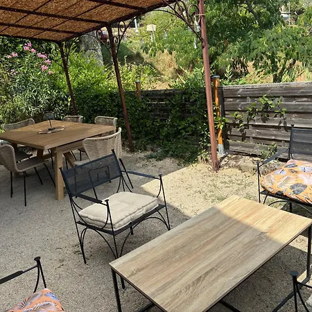 Prázdninový dům Et Piscine Au Sein De La Bastide De La Breure *